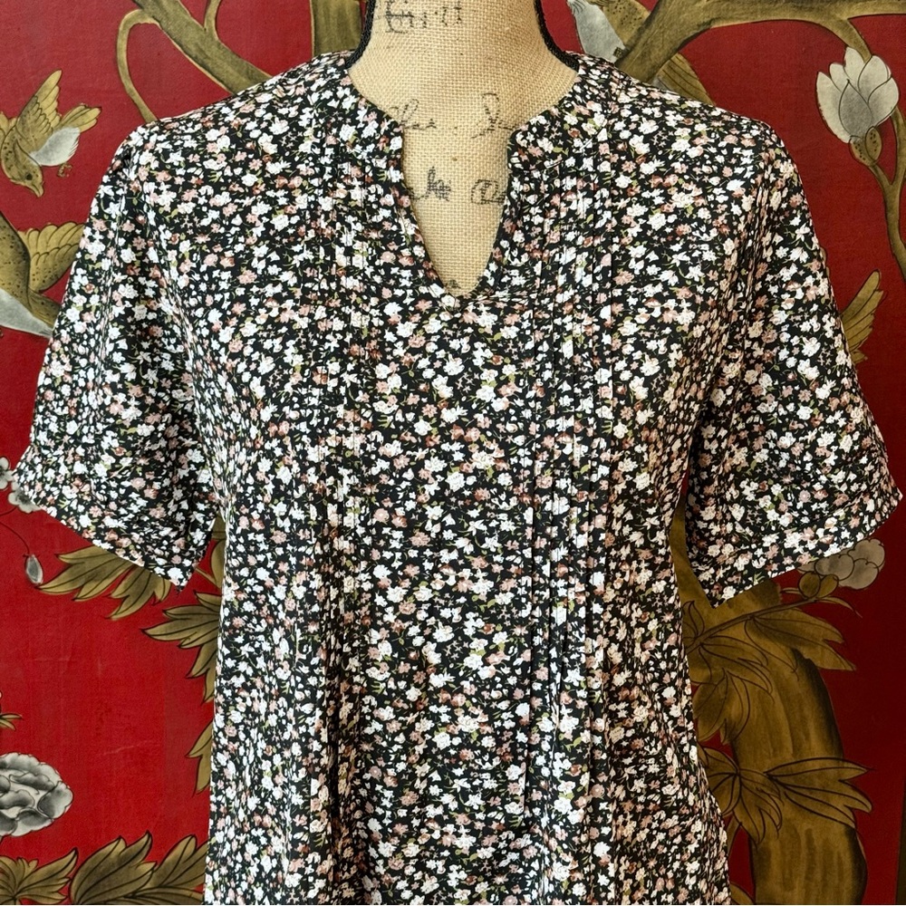 Women’s Floral Top | #M9 - Picture 4 of 8